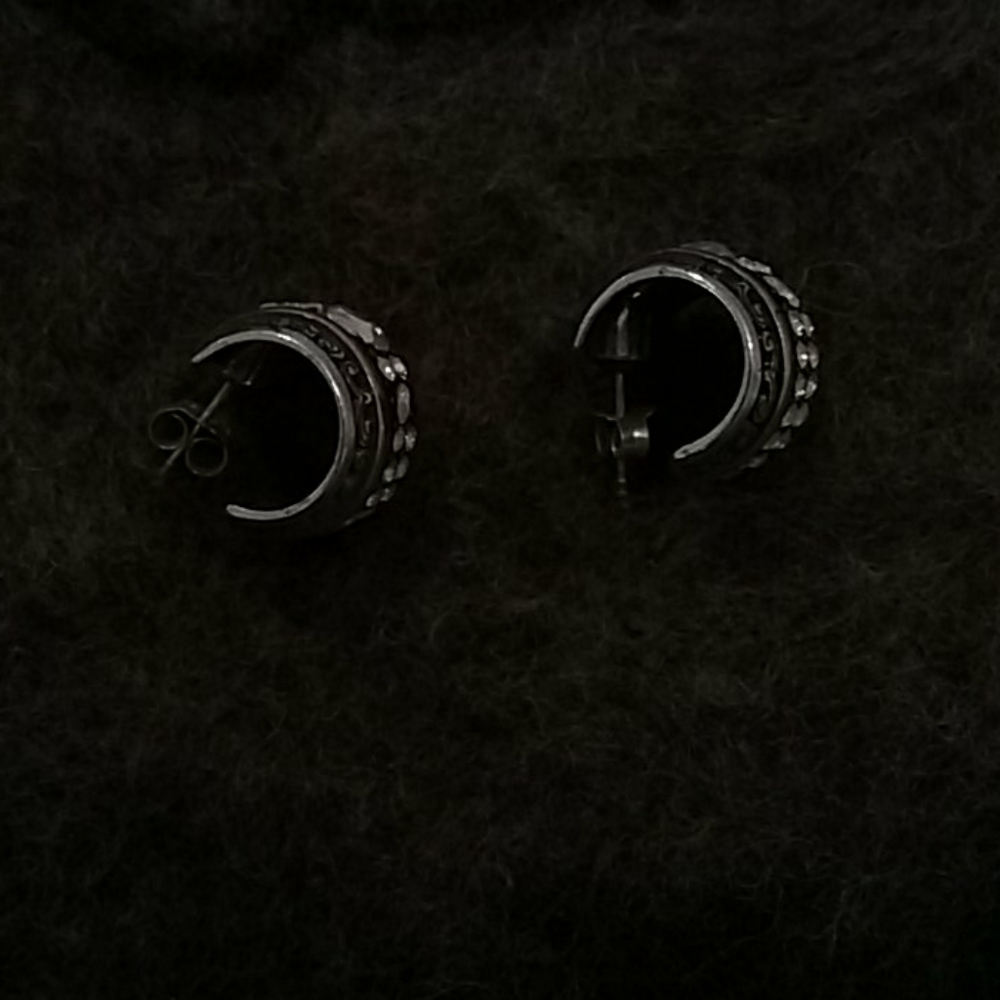 Earrings - Picture 3 of 3